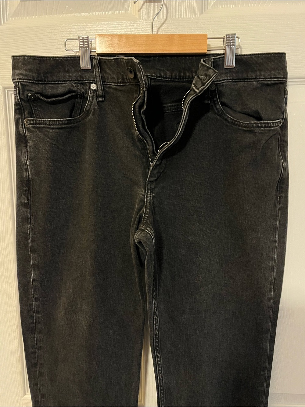 rag & bone Men's Black Slim Straight Jeans